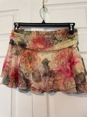 Guess Collection Floral Chiffon Tiered Mini Skirt in Pink and Cream PS